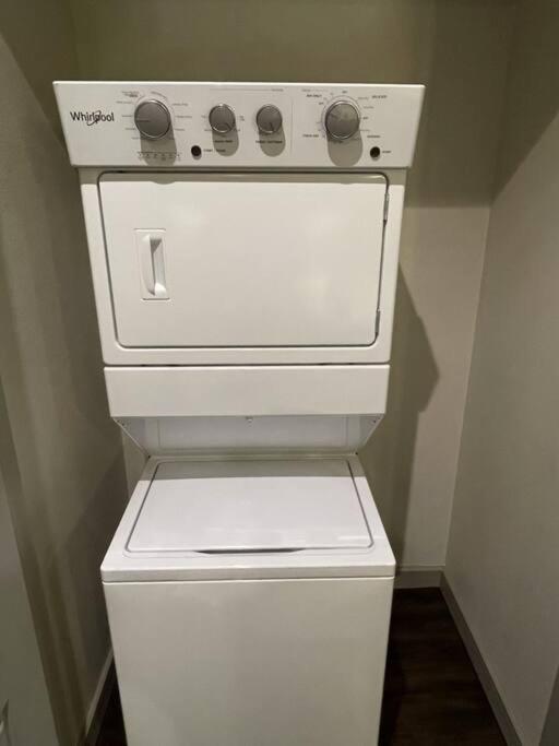 Downtown Living 1Br W/ Free Parking Garage Apartment Houston Luaran gambar